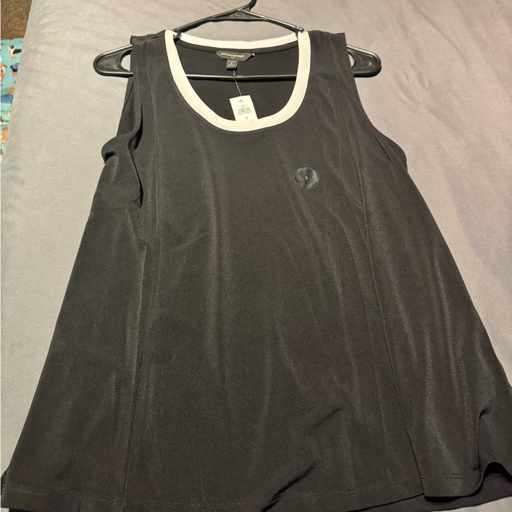 Banana Republic dressy tank size S
